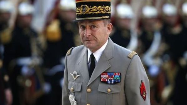 قائد الجيش الفرنسي بيير دو فيلييه