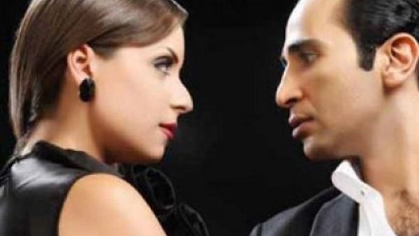 أحمد سعد يحتفل بانفصاله عن ريم بارودي بصورة