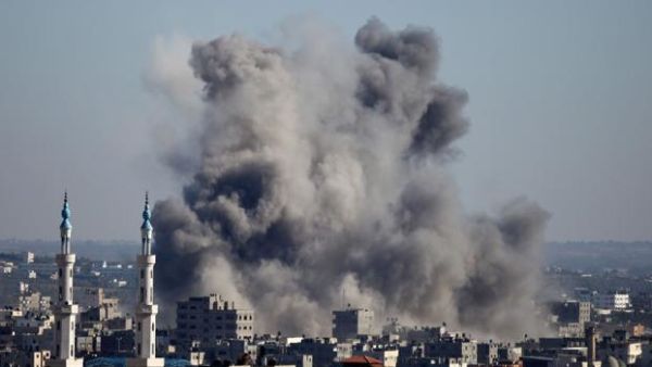 The latest fatalities raise the death toll to 121 since Israel Defence Force (IDF) began their air strikes in response to an Hamas offensive earlier. (AFP)