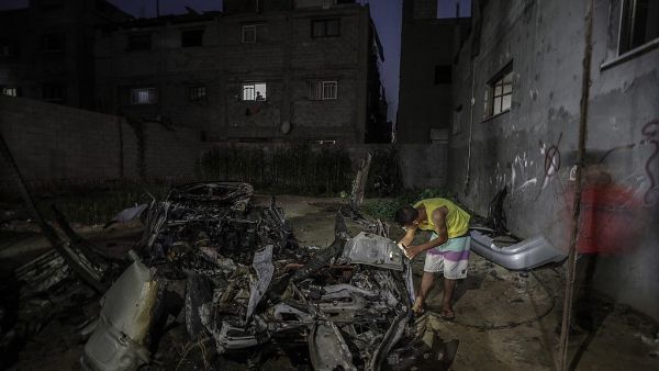 الاحتلال زعم أن السيارة تعود لأحد مطلقي الطائرات الورقية الحارقة- شهاب
