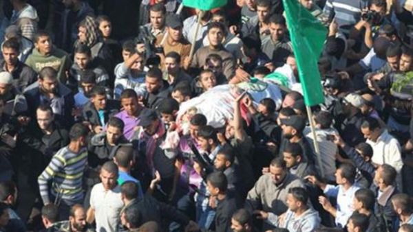 الآلاف يشيعون جثمان الشهيد الجعبري في قطاع غزة