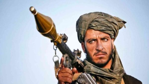 يبلغ عدد مقاتلي طالبان ما بين 20 إلى 40 ألف شخص يحملون السلاح