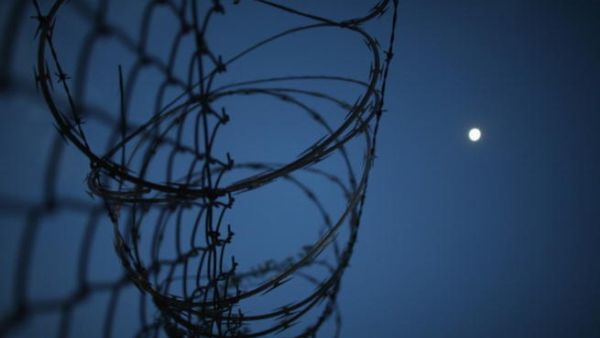 Razor wire is seen on the fence around the currently closed Camp X-Ray which was the first detention facility to hold 'enemy combatants' at the U.S. Naval Station on June 27, 2013 in Guantanamo Bay, CubaBarbed wire (Getty Images/Joe Raedle)