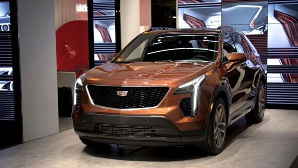 كاديلاك تفتتح باب الحجز على XT4 الجديدة كلياً