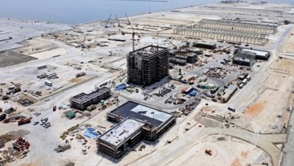 تعتزم إمارة أبوظبي تنفيذ حزمة من مشاريع التنمية خلال السنوات الخمس ما بين 2013 و2017