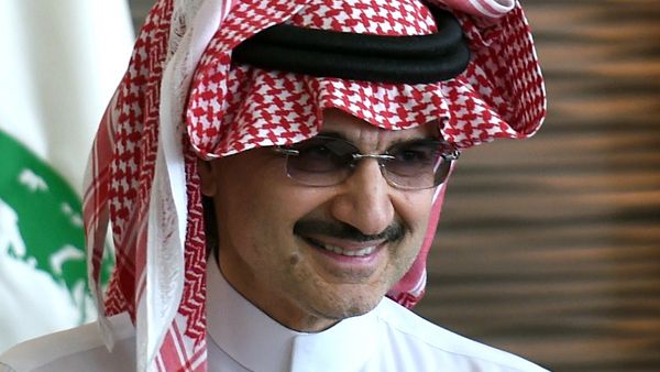 الملياردير السعودي الأمير الوليد بن طلال