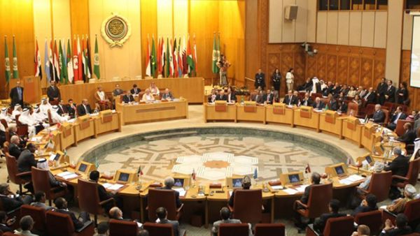 انتهى المجلس من مناقشة ثمانية بنود مهمة قرر رفعها للقمة العربية ومنها التحديات الخاصة بإتمام متطلبات منطقة التجارة العربية الحرة الكبرى والاتحاد الجمركي العربي والأجندة المستدامة العالمية لما بعد 2015
