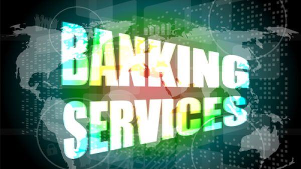 المستخدمين العاديين ليسوا الوحيدين المهتمين بالخدمات المصرفية عبر الإنترنت، فمجرمو الإنترنت أيضاً لهم اهتمامات بمجالات جديدة قد تعود بالنفع عليهم، ولهذا فليس من المفاجئ أن تشهد الخدمات المصرفية عبر الإنترنت زيادة في معدل الهجمات الناجحة