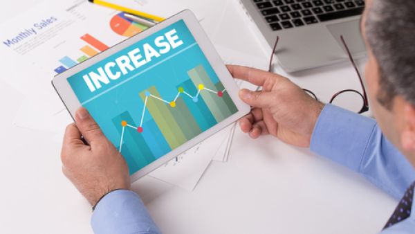 تحقيق المبيعات وإبرام الصفقات المربحة وتحصيل الأموال المستحقة مسائل يسهل الحديث عنها، لكن يصعب تنفيذها كما هو مخطط له في كثير من الأحيان