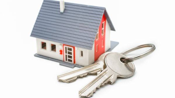 خبراء العقار ينصحون الشاري بأن يأخذ في الحسبان أهمية إختيار منزل في حيّ فيه مدرسة حتى وإن لم يكن الإنجاب ضمن خططك المستقبلية، فقد يكون ذلك ضمن خطط من سيشتري المنزل منك في المستقبل