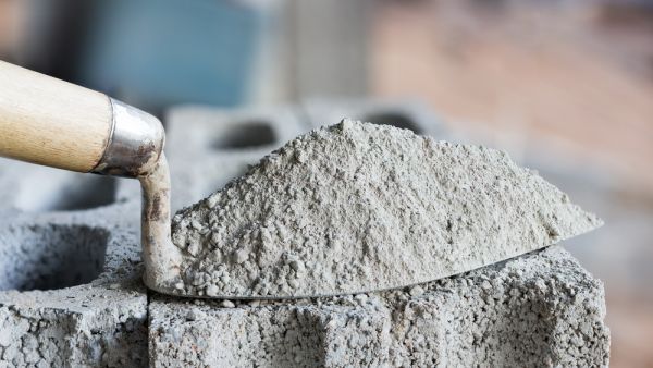 تونس تفشل في بيع شركة إسمنت مصادرة وسط عزوف المستثمرين
