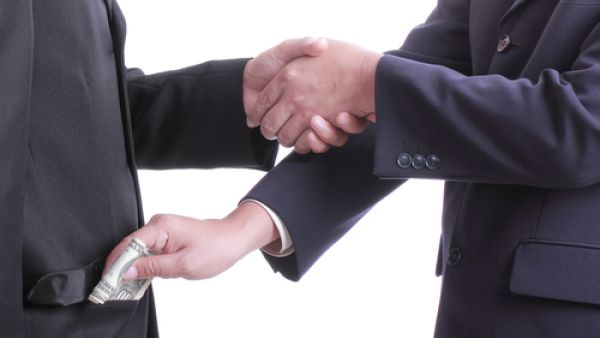 احتلت دولة الإمارات المرتبة الأولى عربيا والمركز 25 عالميا، وجاءت قطر الثانية عربيا والمركز 26 عالميا، والثالث عربيا لكل من البحرين والأردن والمملكة العربية السعودية، واشتركوا جميعا في المركز 55 عالميا