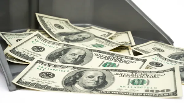 عندما تعلن البنوك عن نسبة فائدة على قروضها في الحملات الترويجية، فإن هذه النسبة المتدنية لا يحصل عليها كل من يتم الموافقة على طلبات قروضهم