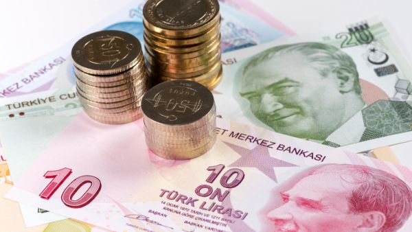 تركيا تعلن حزمة إصلاحات اليوم وسط تحذيرات من سياسة التحفيز