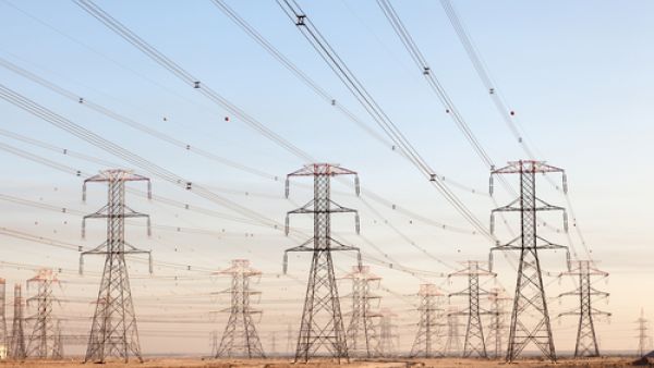اول مرة في 50 عاما ترفع الكويت الغنية بالنفط اسعار الكهرباء