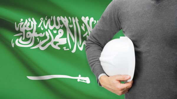 خروج 11811 أجنبيا من سجلات هيئة المهندسين خلال 10 أشهر في السعودية 