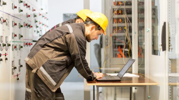 دول الخليج تحتضن 500 ألف مهندس