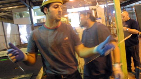 Glass demand is an excellent reflection of a country’s per-capita growth