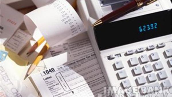 توقع الدكتور هشام قنديل رئيس مجلس الوزراء تحقيق الاقتصاد لمؤشرات إيجابية خلال الربع الأول من العام الجاري