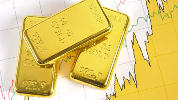 أسعار الذهب تتعافى بعد الانخفاض إلى أدنى مستوياتها هذا العام