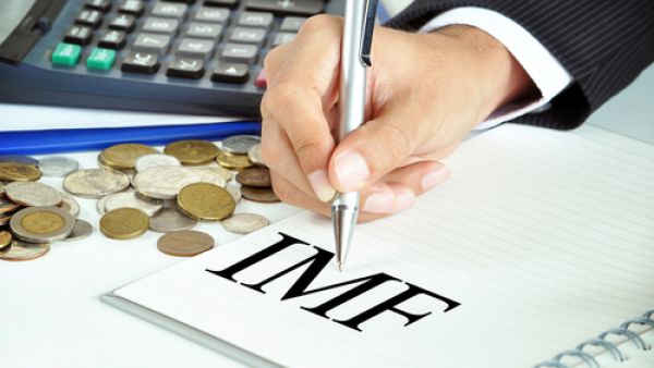 عمت الاضطرابات العديد من الدول العربية أثر تنفيذ حكوماتها مطالب صندوق النقد التي من أبرز ملامحها رفع الأسعار، وخفض الدعم المقدم للسلع الرئيسية، وفرض مزيد من الضرائب والرسوم