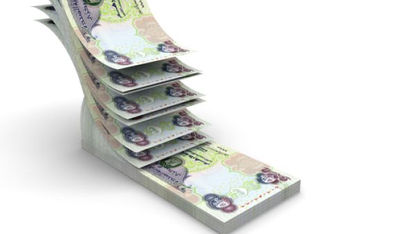 توقع صندوق النقد الدولي - في يوليو (تموز) الماضي - ارتفاع النمو الاقتصادي في الإمارات بأكثر من 4 في المائة على المدى المتوسط، وذلك بفضل انتعاش أسعار النفط ونمو القطاع غير النفطي في الإمارات