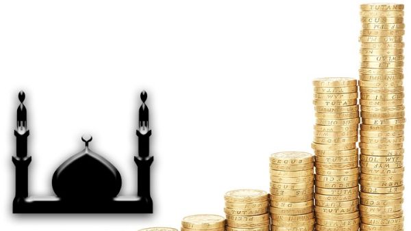 سوق الإمارات يعتبر ثالث أكبر سوق مصرفي إسلامي من حيث القيمة، وذلك بعد سوقي المملكة العربية السعودية وماليزيا