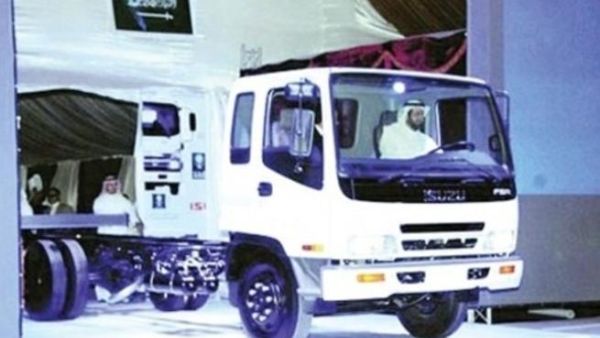 مصنع ''إيسوزو'' لصناعة السيارات يخطط لإنتاج ما بين 140 و160 شاحنة شهريا من الشاحنات الخفيفة مطلع العام المقبل (المصدر: العربية.نت)