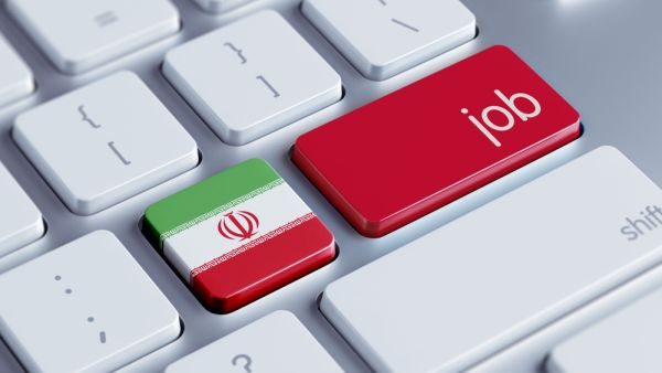 سوق الوظائف في إيران ينضرب ومئات الشركات تغلق أبوابها