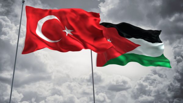 الأردن يبدأ فرض رسوم على السلع التركية اعتباراً من اليوم 