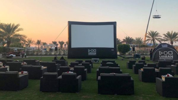 أول سينما بوليوود بالهواء الطلق في دبي