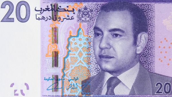 «المركزي المغربي» يدعو إلى التأني قبل المضي قدماً في إصلاح سعر  صرف الدرهم 