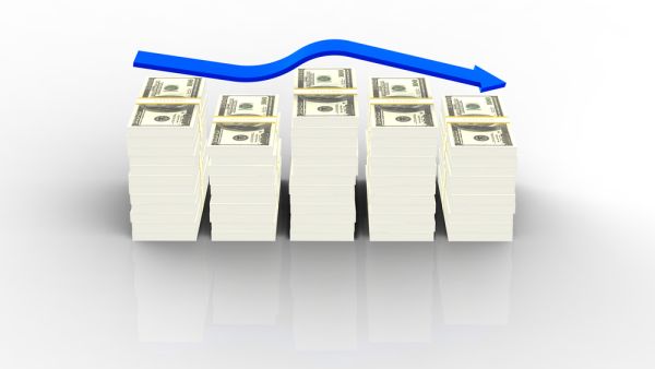الدولار يسجل أداء سلبي أمام سبع عملات منذ بداية العام الجاري 