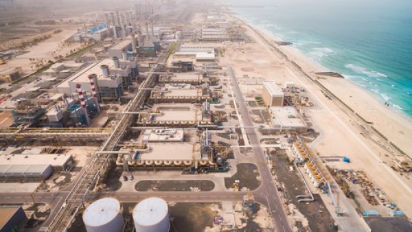 الطاقة النووية شريان جديد يضاف إلى الاستثمارات الحيوية بدولة الإمارات