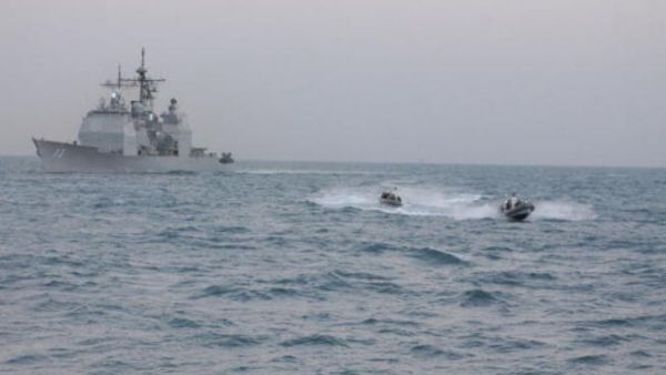تسببت العقوبات الأمريكية والأوروبية القائمة في خفض صادرات النفط الإيراني أكثر من 50 في المائة عن مستواها قبل العقوبات البالغ نحو 2.2 مليون برميل يومياً وهو ما أفقد إيران إيرادات بمليارات الدولارات شهرياً