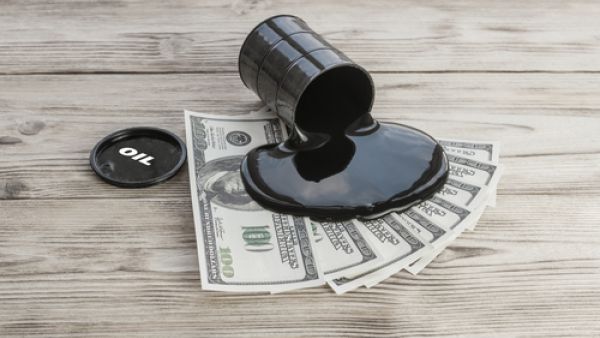 سوق النفط العالمية تقترب من نقطة التوازن، معبراً عن أمله في أن تتفق الدول على زيادة الإنتاج بدلاً من خفضه أكثر