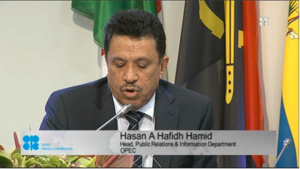 يضغط منتجو النفط الخليجيون بقيادة السعودية لعدم خفض إنتاج أوبك رغم مطالبة بعض الأعضاء بدعم أسعار الخام المتراجعة عن طريق حجب الإمدادات الزائدة عن السوق