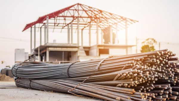 دول الخليج تطبق ضريبة بنسبة 10% على حديد التسليح لمدة عام 