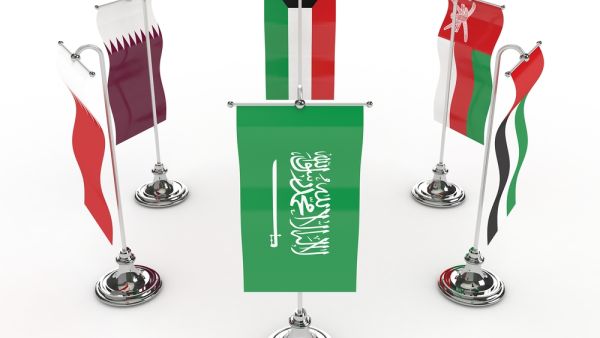 موجة غلاء تجتاح أسواق الخليج