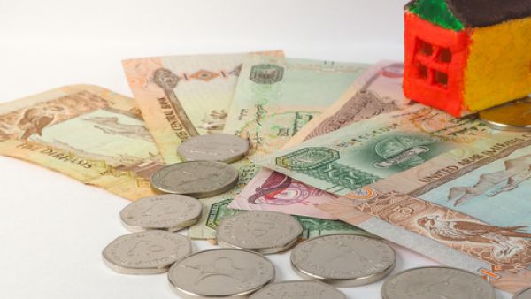 سيتم إعفاء العقارات السكنية من الضريبة بشكل عام فيما عدا التوريد الأول خلال السنوات الثلاث الأولى من بنائه والذي سيخضع لنسبة الصفر