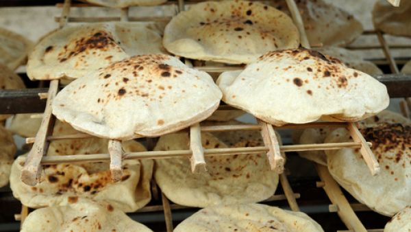 الأردن يعتزم إلغاء دعم الخبز وسط قلق من غضب شعبي