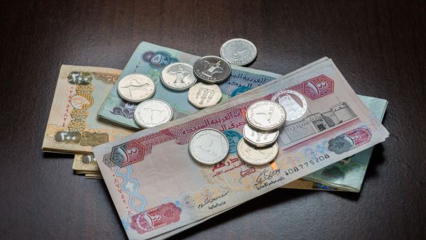 وصلت قيمة تدفقات التحويلات الشخصية الخارجية التي جرت تسويتها من خلال البنوك 9.5 مليار درهم خلال الربع الرابع من العام الماضي
