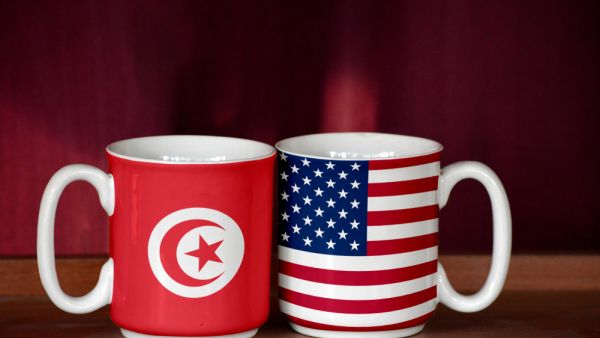 أمريكا تمنح هبة لتونس بقيمة  350 مليون دولار