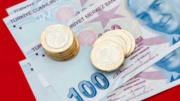 تركيا تلغي بعض القيود على استخدام العملات الأجنبية