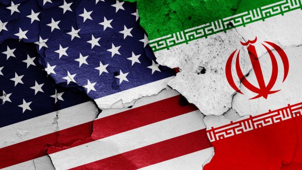 إيران تحتمي بجيرانها لتفادي أزمات العقوبات الأميركية