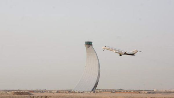 مطار أبوظبي الدولي 