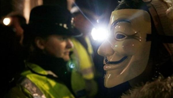 أُسِّست مجموعة "أنونيموس" عام 2003 عبر منتدى 4chan