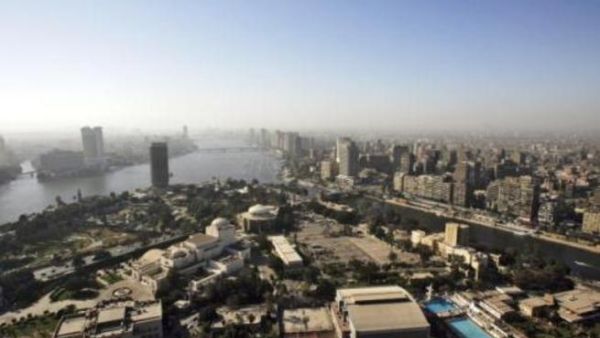 تتوقع الحكومة المصرية نمواً اقتصادياً يبلغ نحو 4% في السنة المالية التي تنتهي في حزيران تتوقع الحكومة المصرية نمواً اقتصادياً يبلغ نحو 4% في السنة المالية التي تنتهي في حزيران