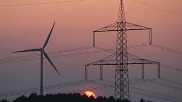 Electricity provision remains poor in Iraq, with the national grid only supplying a few hours of power per day