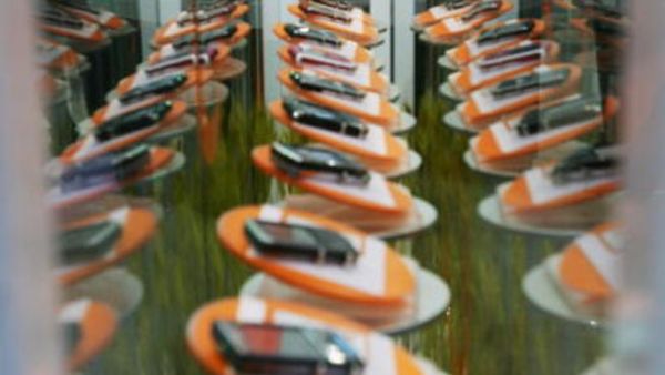 تشهد منطقة الشرق الأوسط وإفريقيا أعلى معدلات نمو لحركة استخدام الحوسبة السحابية بمعدل نمو سنوي مركّب يبلغ 79 بالمئة، تتبعها أمريكا اللاتينية بمعدل 66 بالمئة، وأوروبا الوسطى والشرقية بنسبة 55 بالمئة
